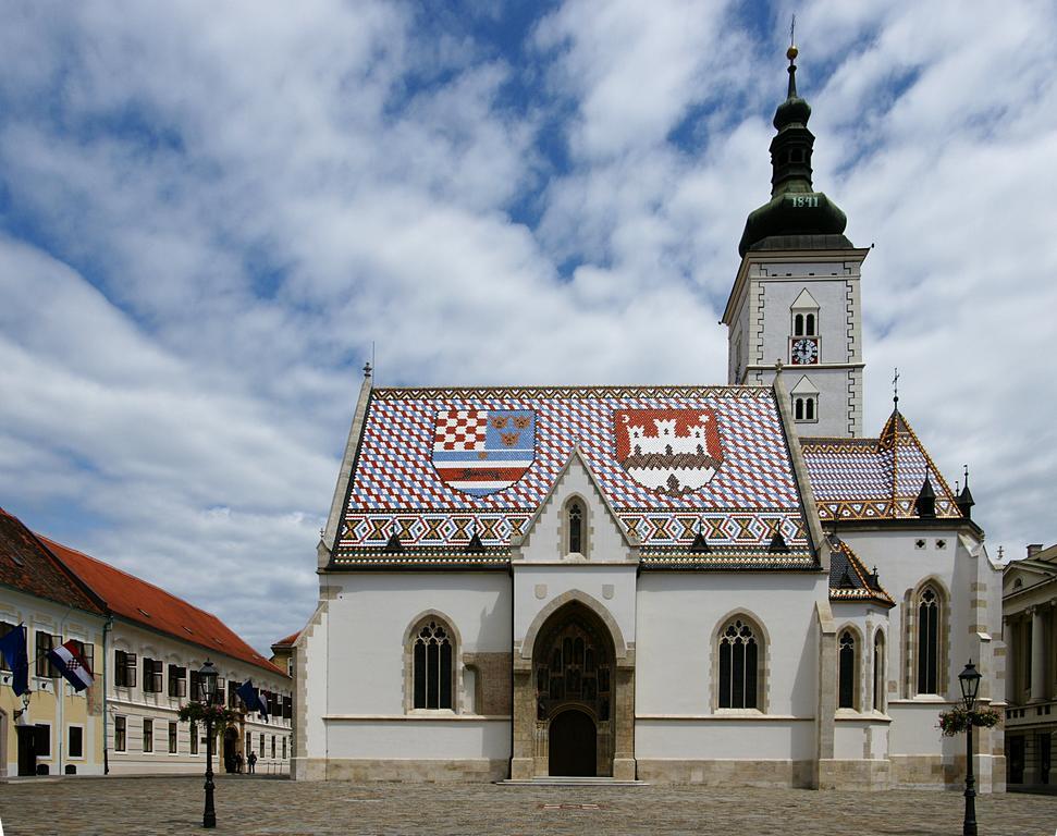 Apartman Karolina Appartement Zagreb Buitenkant foto